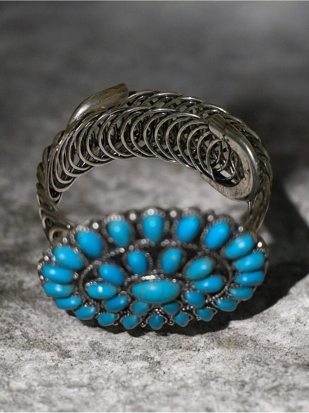 Silver tone Turquoise Cluster Stretch Ring - Blue